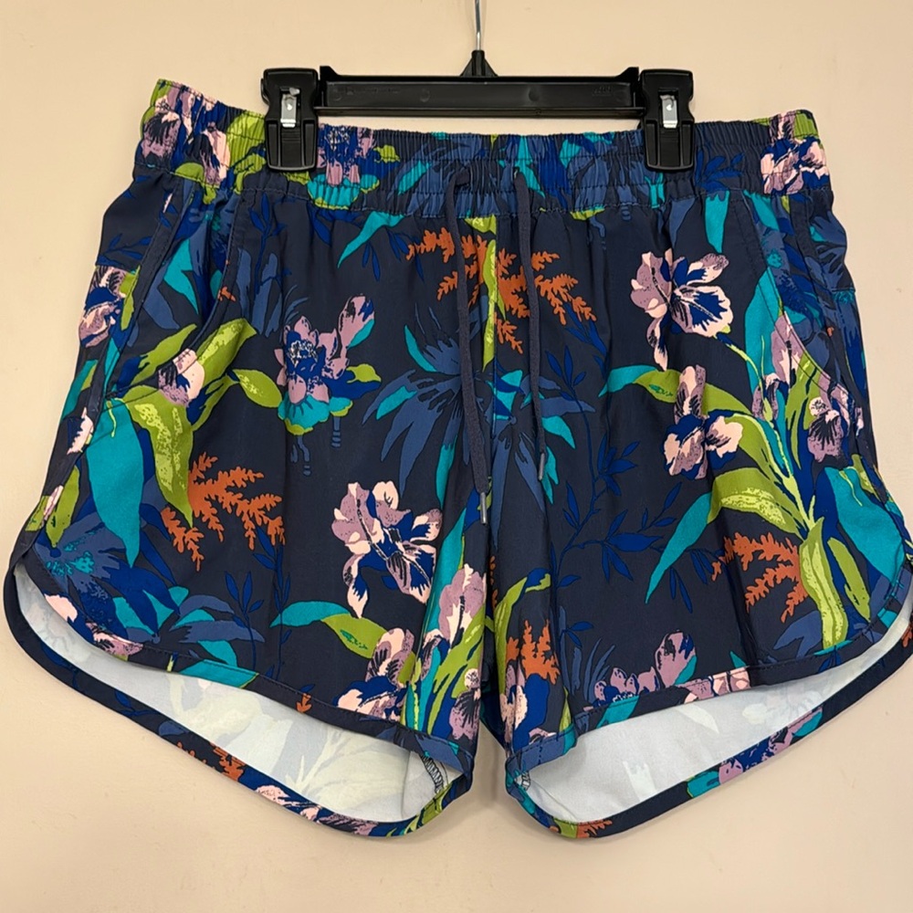 Columbia Nylon Shorts M